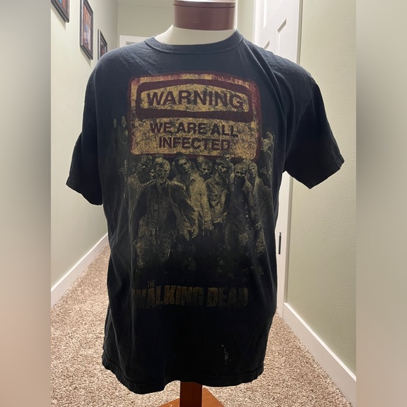WALKING DEAD GRAPHIC TEE. - Picture 1 of 3